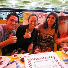 Entre amigos após o show!